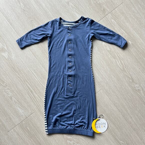 Moon + Beck Newborn Gown 0-3 Monts Blue Solid and Striped Bamboo Viscose - Picture 1 of 10